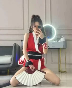 广州大胸反差cos甜梦