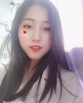 高中兼职小姐姐，逼紧，嫩草，活美，做着舒服，长的漂亮，会化妆，吹做，包夜