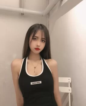 太原小美女，水多 口活好！